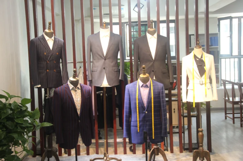Formal Men's Suits Bridal Attire 3 Pieces Ensemble for Business and Casual Occasions - Image 5