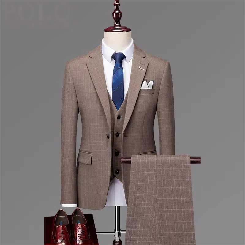 3 Pieces  Fabric Blended Business Suits for Men High Quality Wedding Suits Tailor Made Suits